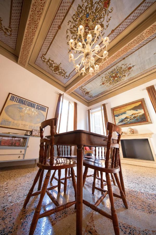 Апартаменты Anna'S House Модена Экстерьер фото
